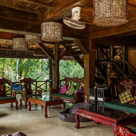 Easy Surf Dacha Hotel Canggu Buitenkant foto