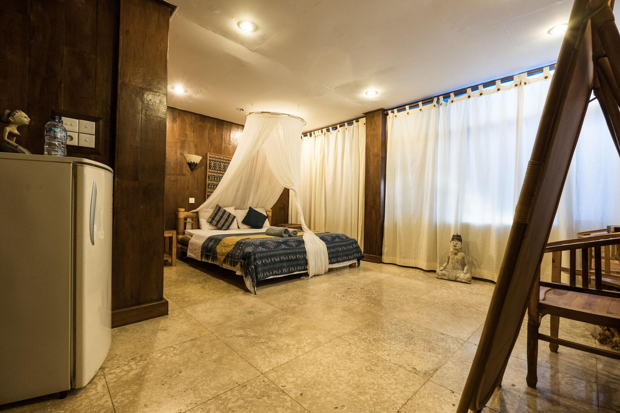 Easy Surf Dacha Hotel Canggu Buitenkant foto